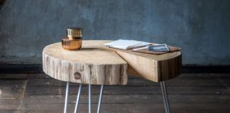stolik z pnia, piece of wood