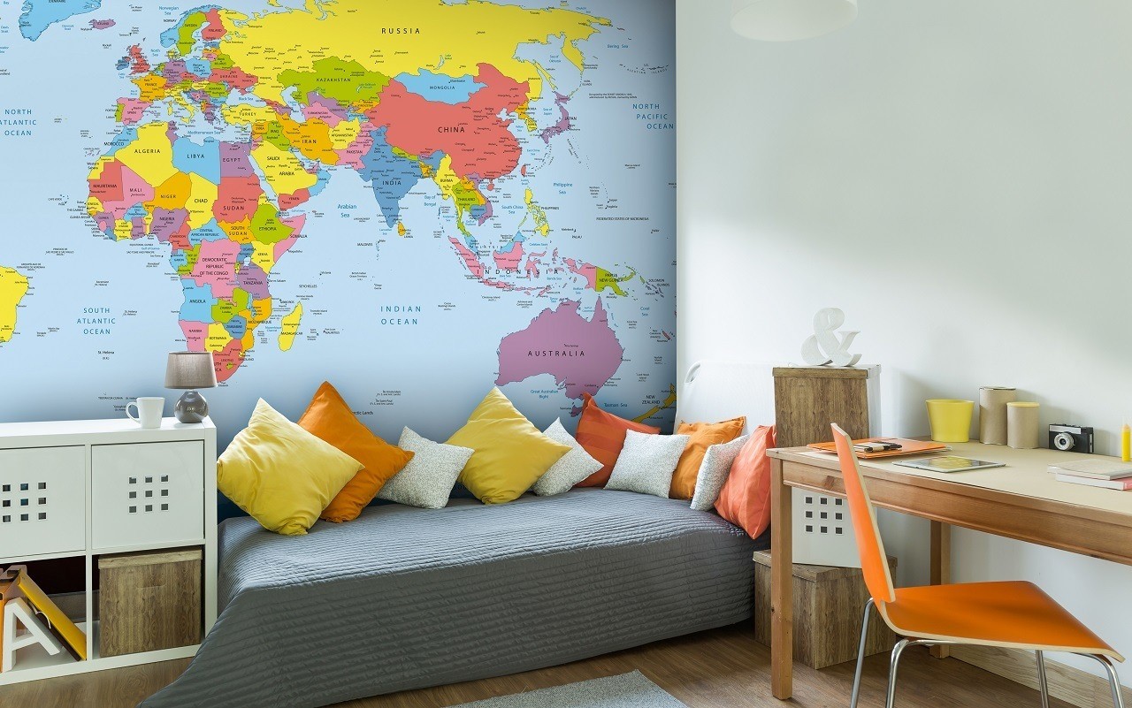 domowe biuro kolor żółty szary mapa świata tapeta