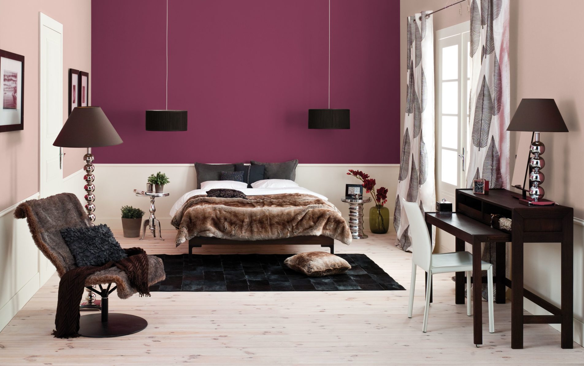 kolor fioletowy w sypialni